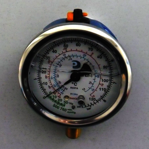 Manómetro de baja presión de Ø 68 mm con glicerina MPG-250/2 para R-134a,R-404A y R-507A. Conexión 1/8